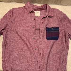Hollister, maroon flannel